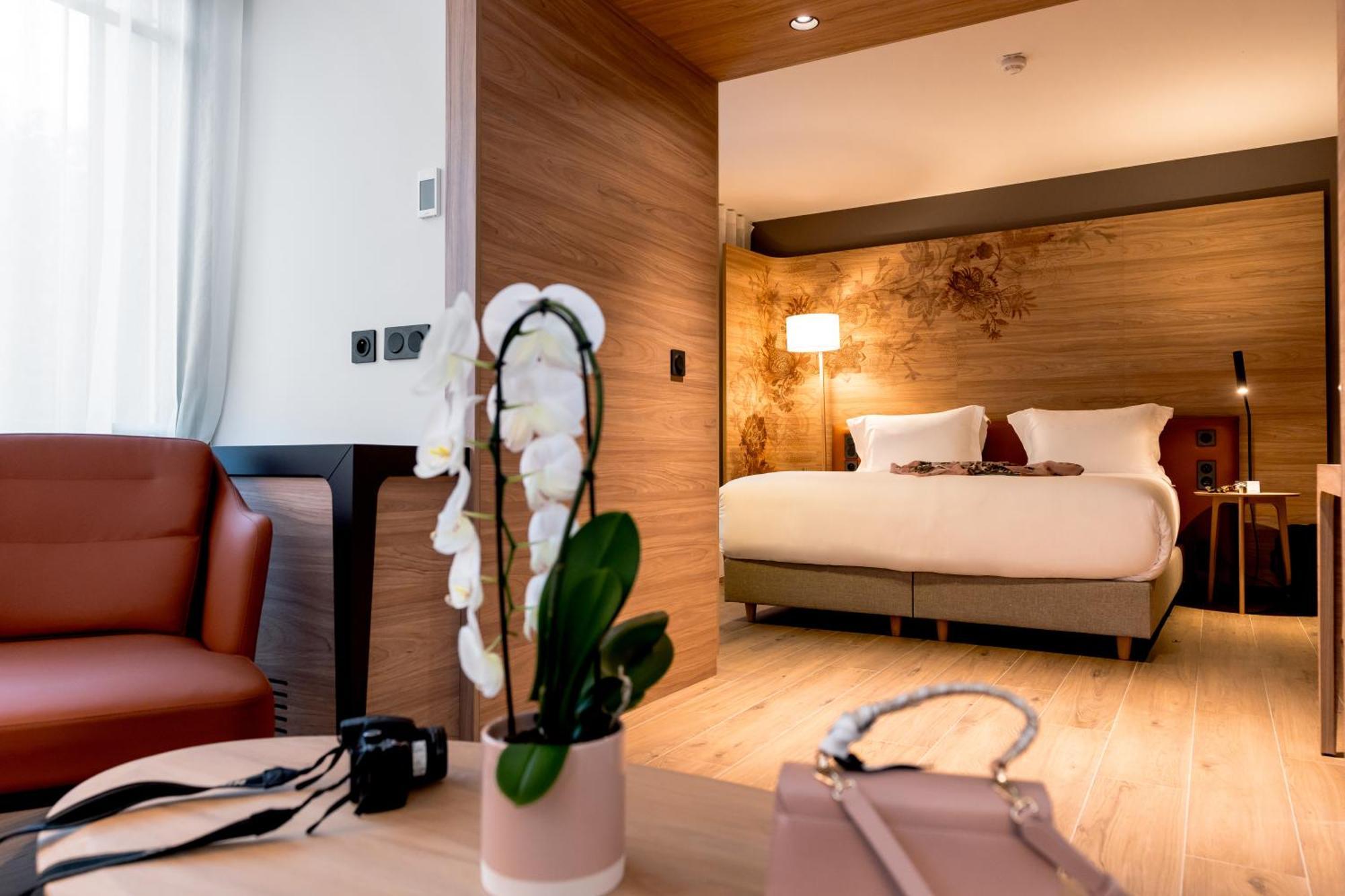 Dolce By Wyndham Versailles - Domaine Du Montcel 茹伊昂若萨 外观 照片